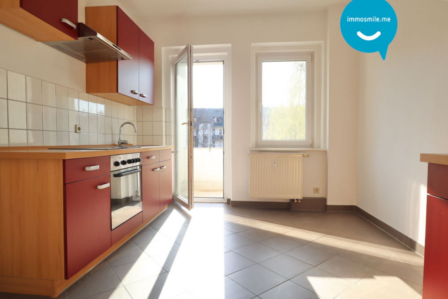 3-Raum • Balkon • Laminat • Tageslichtbad • Einbauküche • Stellplatz • Tageslichtbad • jetzt mieten