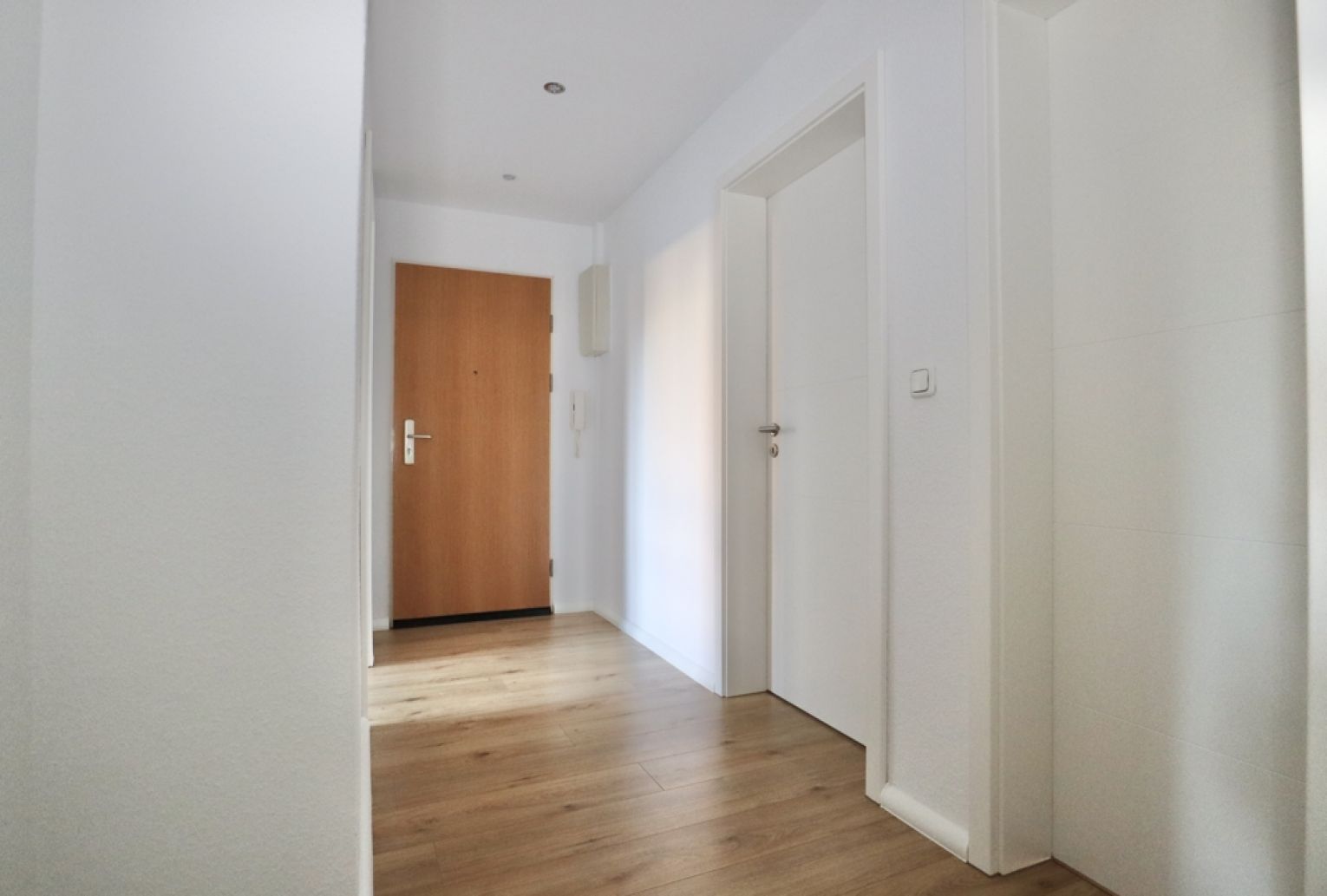 modern saniert • 3-Raum Wohnung • Balkon • Stellplatz • ruhig gelegen • Altchemnitz