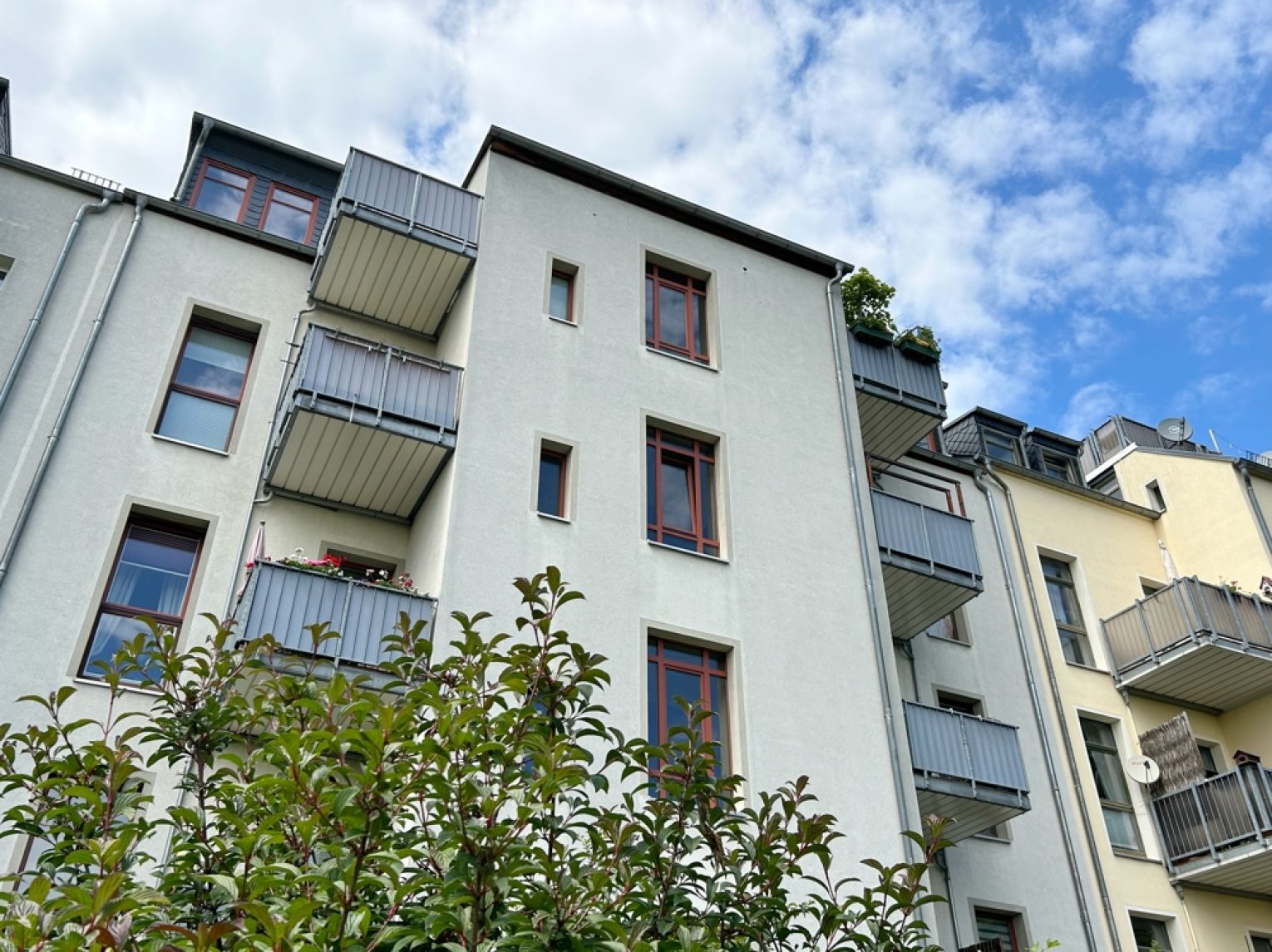 2-Raum Wohnung • in Chemnitz • Balkon&Terrasse • Einbauküche • Parkettboden • jetzt anrufen