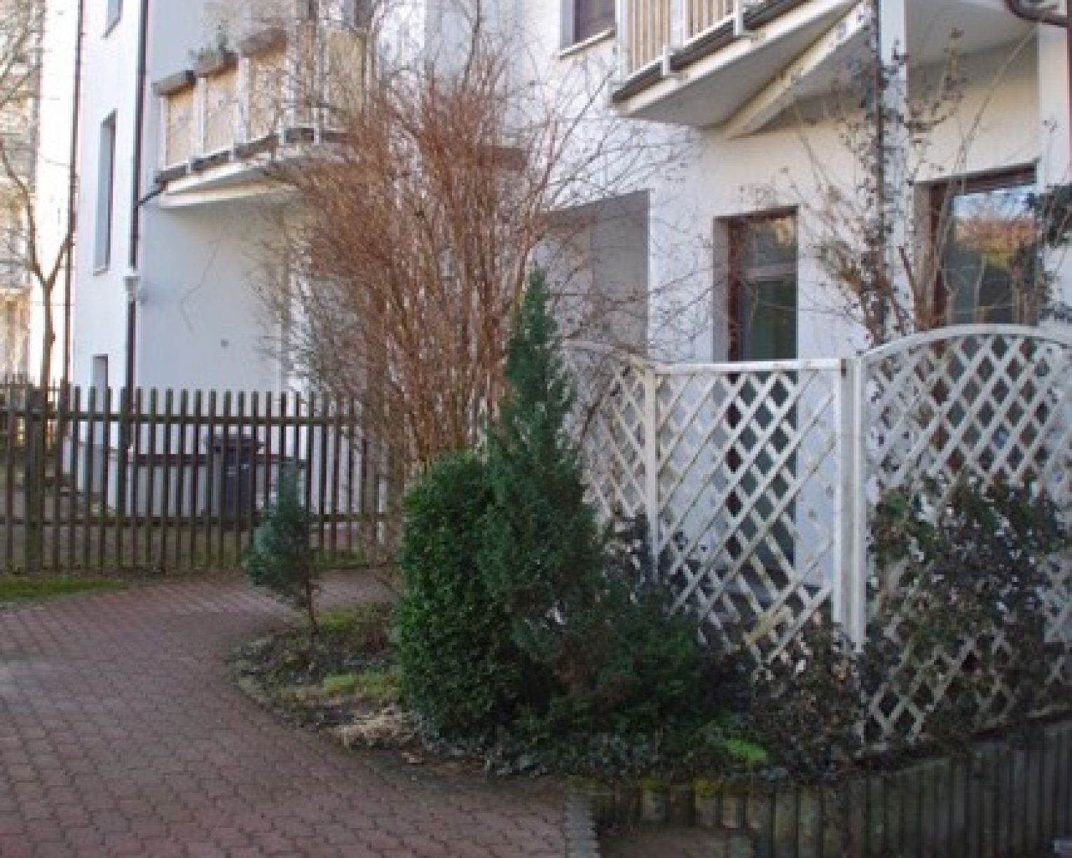 Schloß-Chemnitz • Laminat • Terrasse • 2 Zimmer •