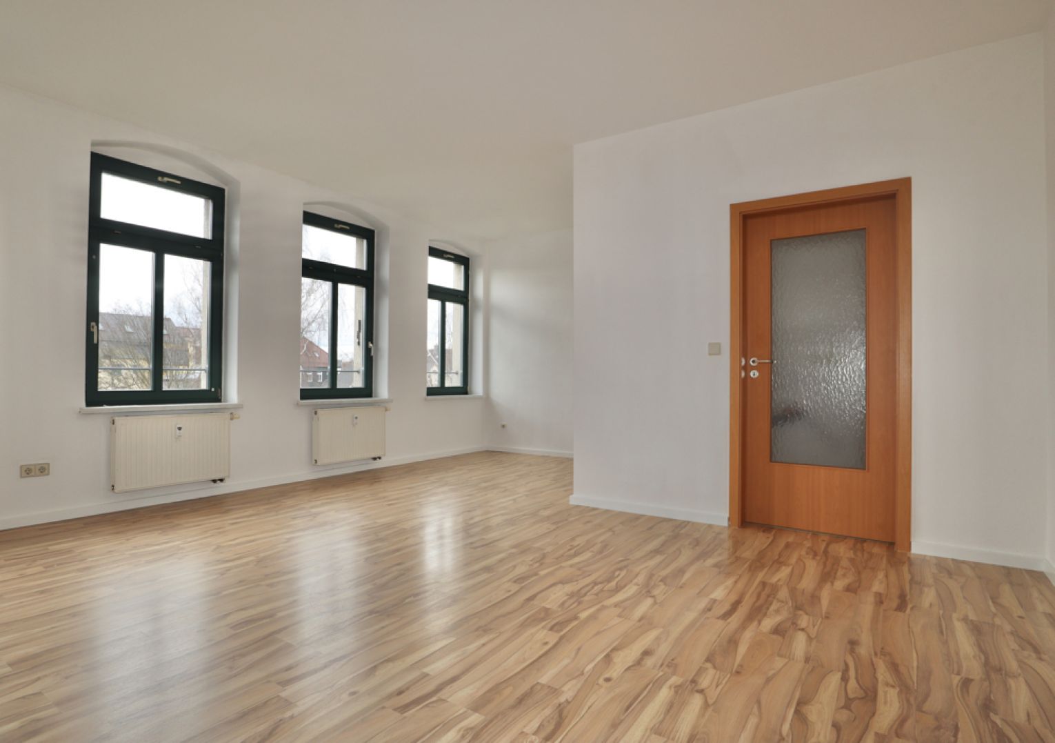 Altendorf • Balkon • 3-Raum Wohnung • Einbauküche • Stellplatz • in Chemnitz • jetzt anrufen