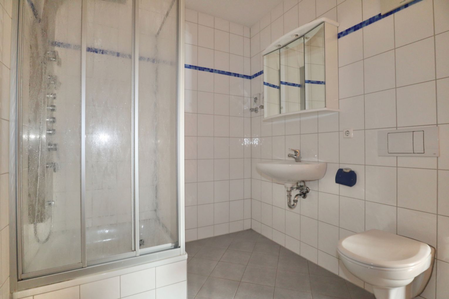 Dachterrasse • Kamin • Eckbadewanne • Dusche • 4 Zimmer • Maisonette • Schloßchemnitz • JETZT mieten