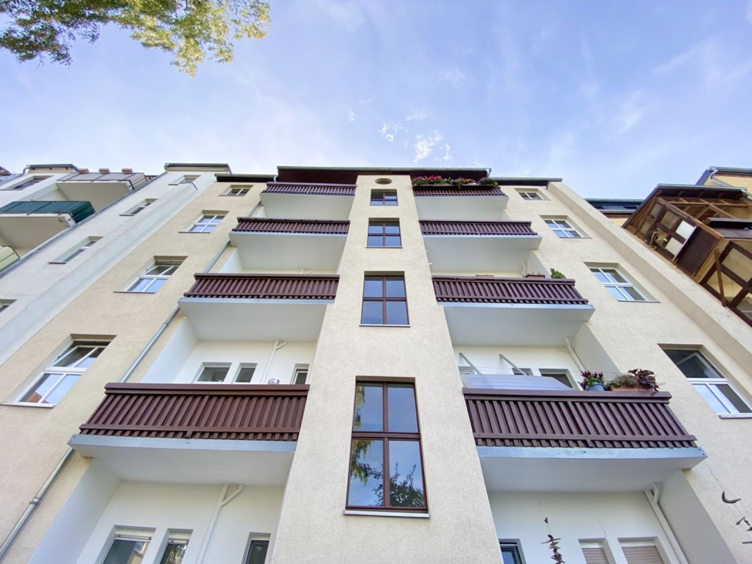 Dachgeschosswohnung • modern saniert • neu • Balkon • 2 Zimmer • Kappel • in Chemnitz • schnell sein