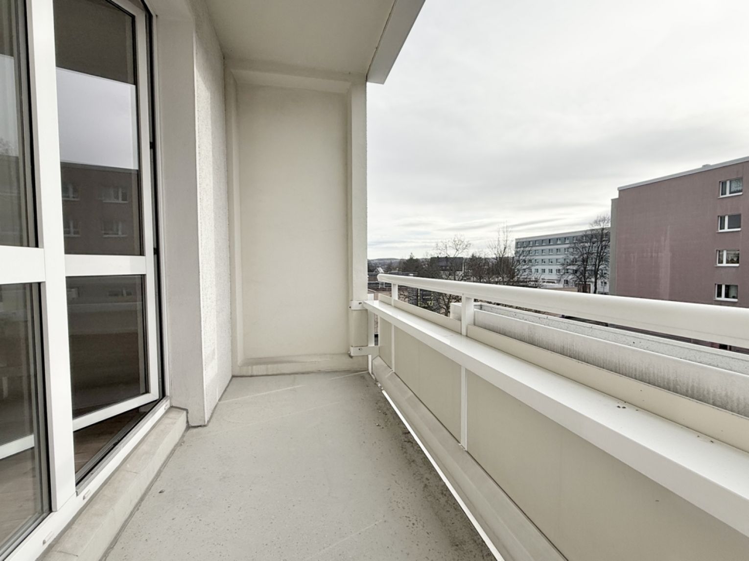 TOP • 3-Zimmer Wohnung • in Kappel • Balkon • Laminat • Komplett saniert • jetzt mieten !?