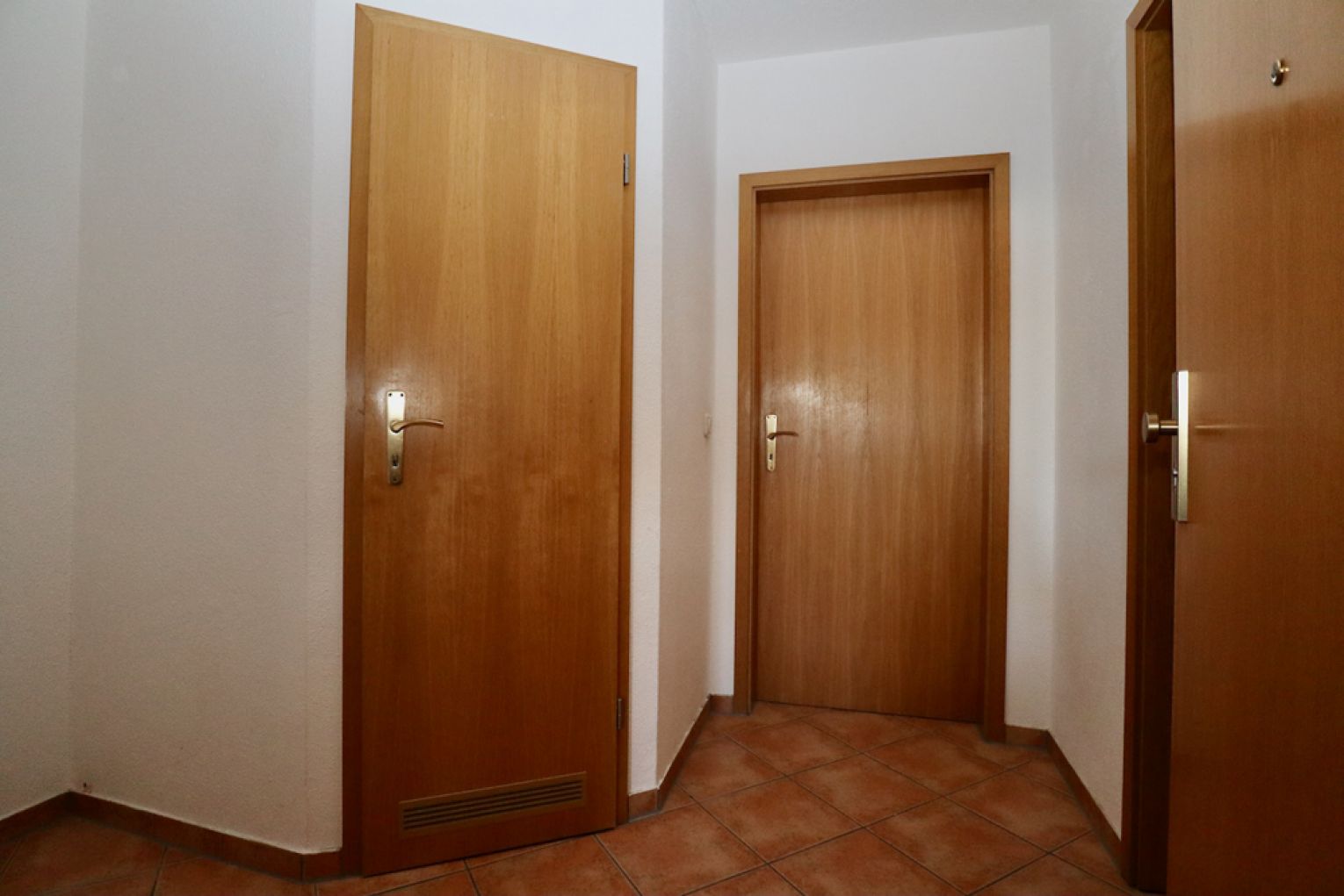 2 Zimmer • Dachgeschoss • in Rabenstein • Einbauküche • Balkon • Garage • jetzt mieten