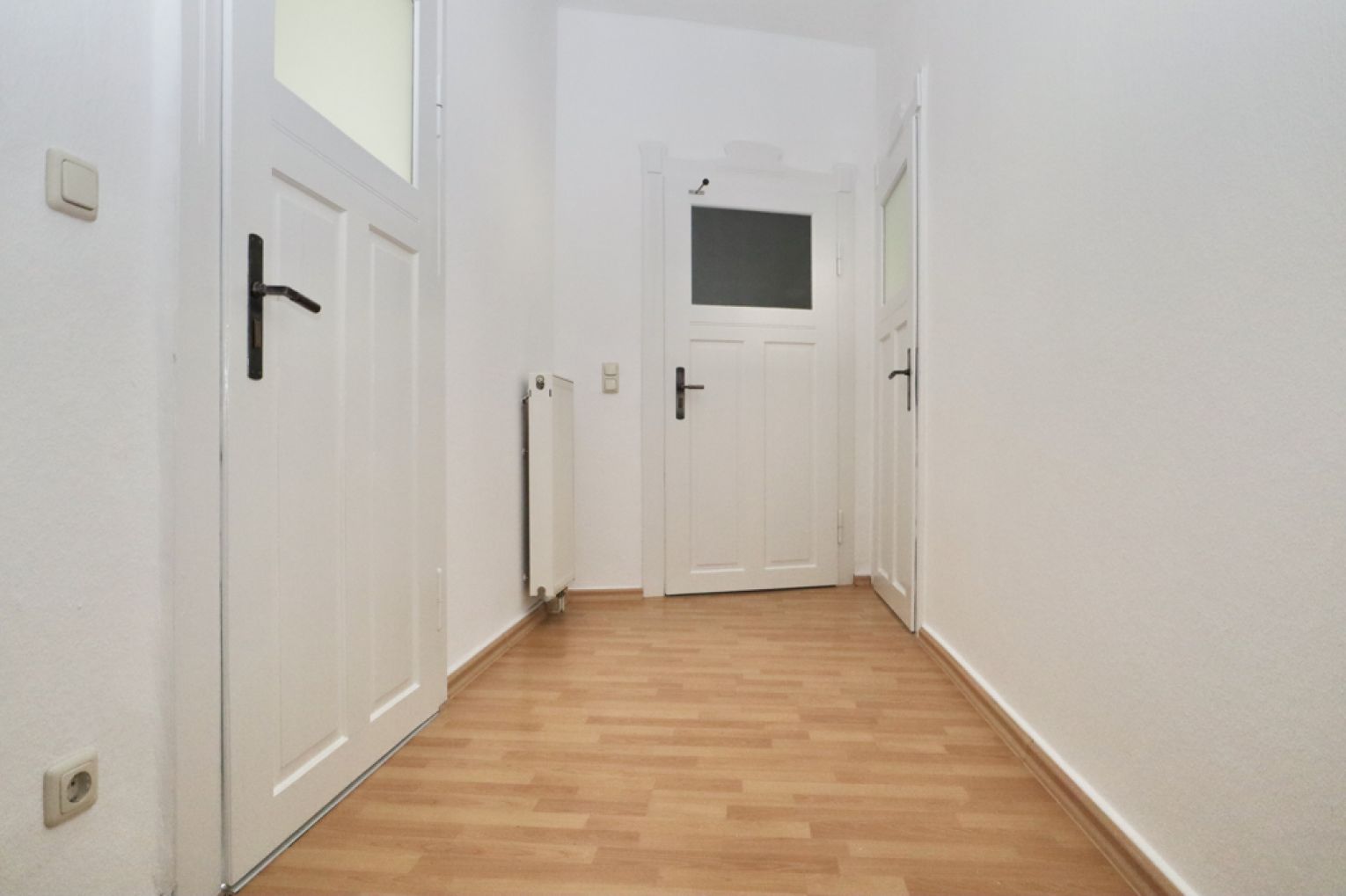 2-Raum Wohnung • zur Miete • großer Balkon • Wanne • Altbau • Chemnitz • Hilbersdorf • jetzt anrufen