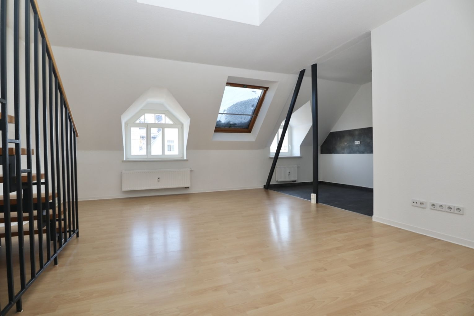 3-4-Raum Wohnung • Maisonette • Dachterrasse • Kaßberg • Dachgeschoss • Balkon • modernes Wohnen