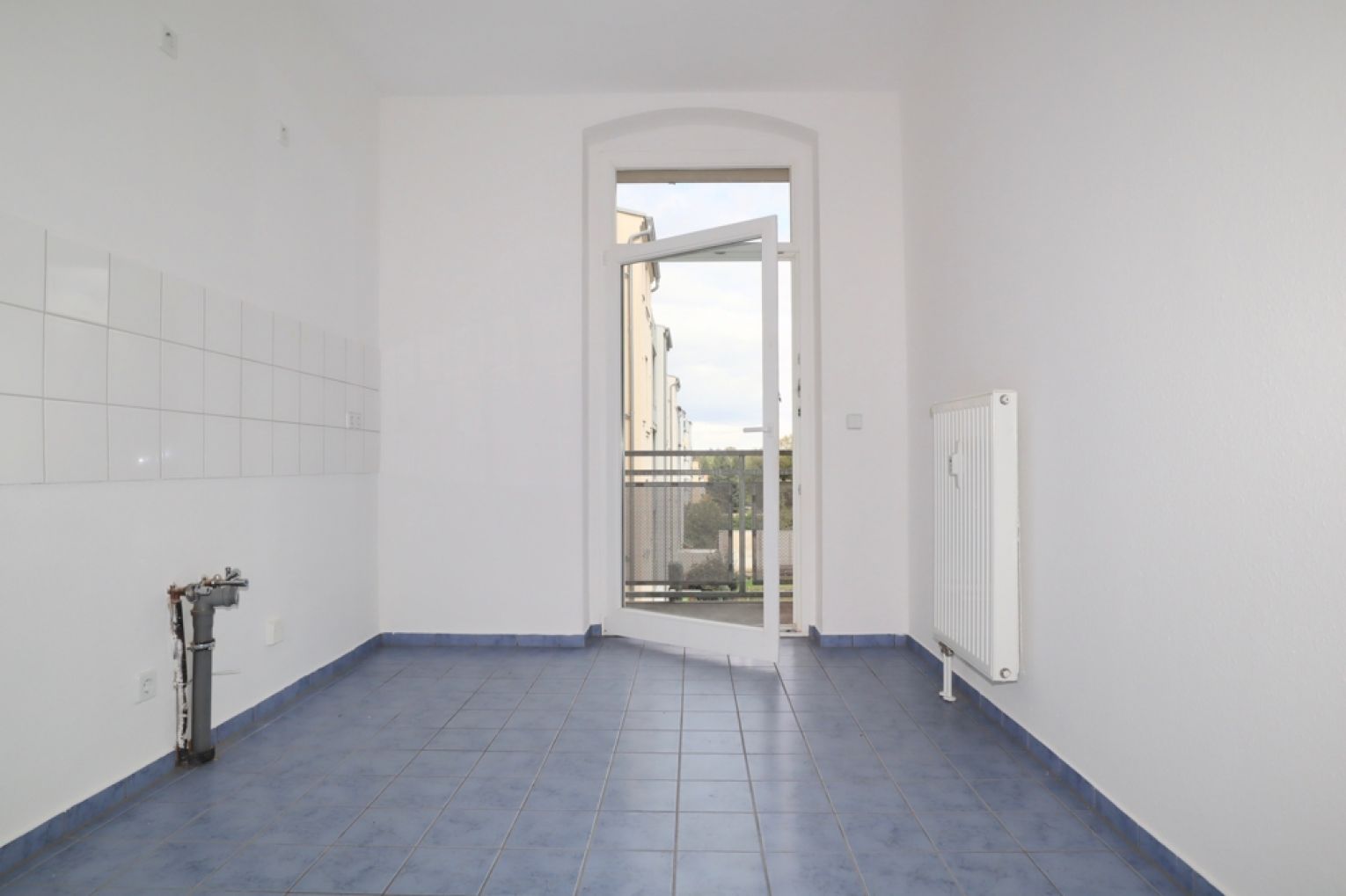 2-Zimmer Wohnung  • Einbauküche • Hilbersdorf • Balkon • ruhige Lage • jetzt anrufen