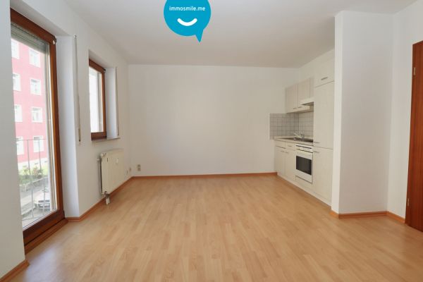 1-Zimmer • Chemnitz • Uni-Nähe • Einbauküche • Balkon • Studenten-Wohnung • Lutherviertel • ruf an