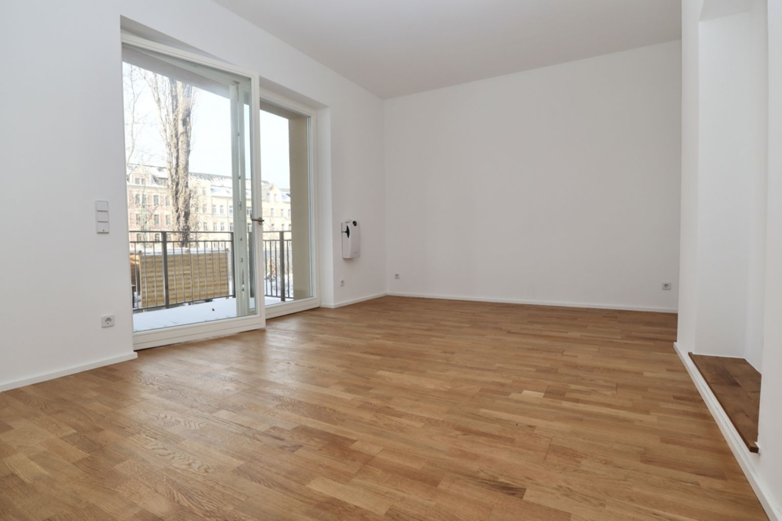 2 Zimmer • Chemnitz • Balkon • modernes Tageslichtbad • Stellplatz • Lutherviertel • ERSTBEZUG