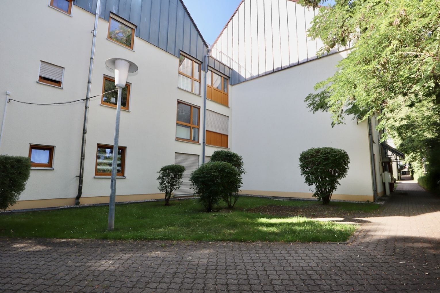 3-Raum Wohnung • Mittelbach • Tageslichtbad • Sonnenbalkon • Tiefgaragenstellplatz • jetzt Mieten