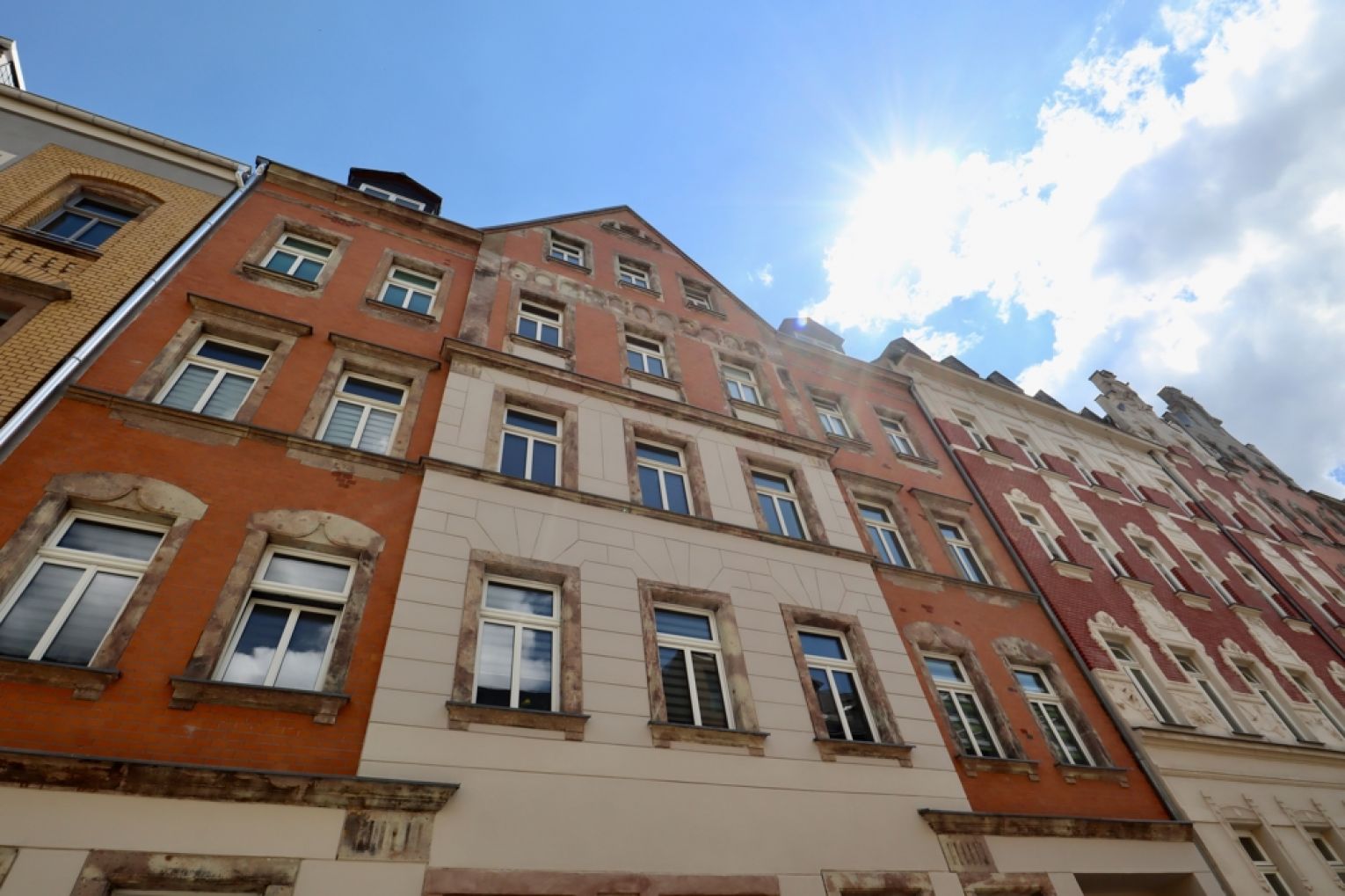 Balkon • Einbauküche • 3-Raum Wohnung • Stellplatz • Lutherviertel • in Chemnitz • jetzt anrufen!