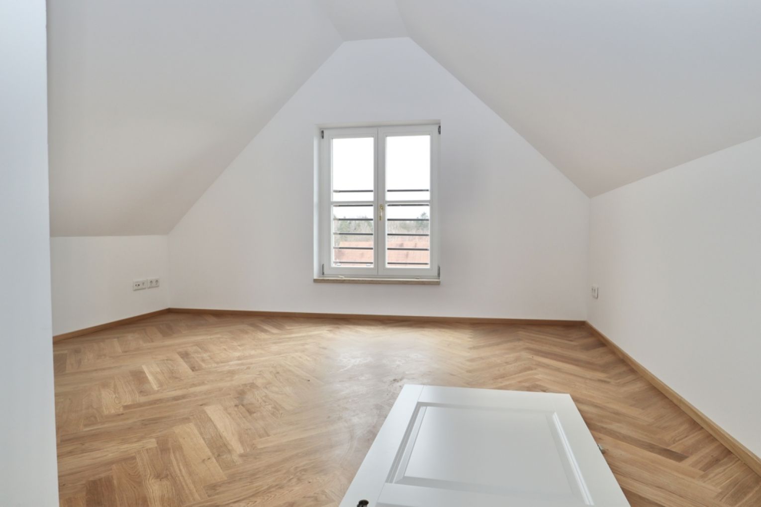 Maisonette Wohnung • 2 Zimmer • Bernsdorf • Erstbezug • modern • Dachgeschoss • jetzt anrufen !