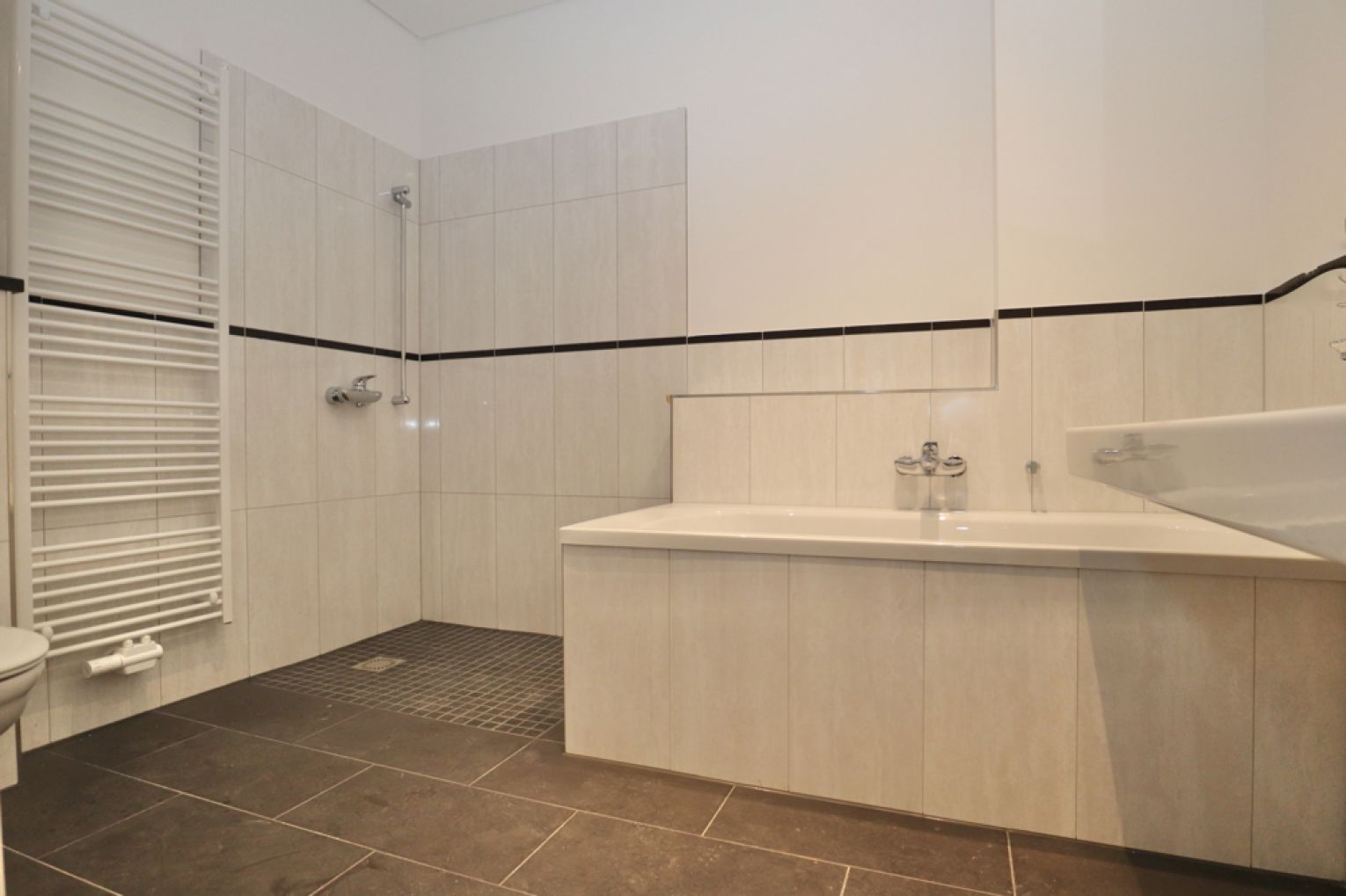 Maisonette- Wohnung • Dachgeschoss • Erstbezug • Sonnenberg • 3 Zimmer • Balkon • jetzt Mieten