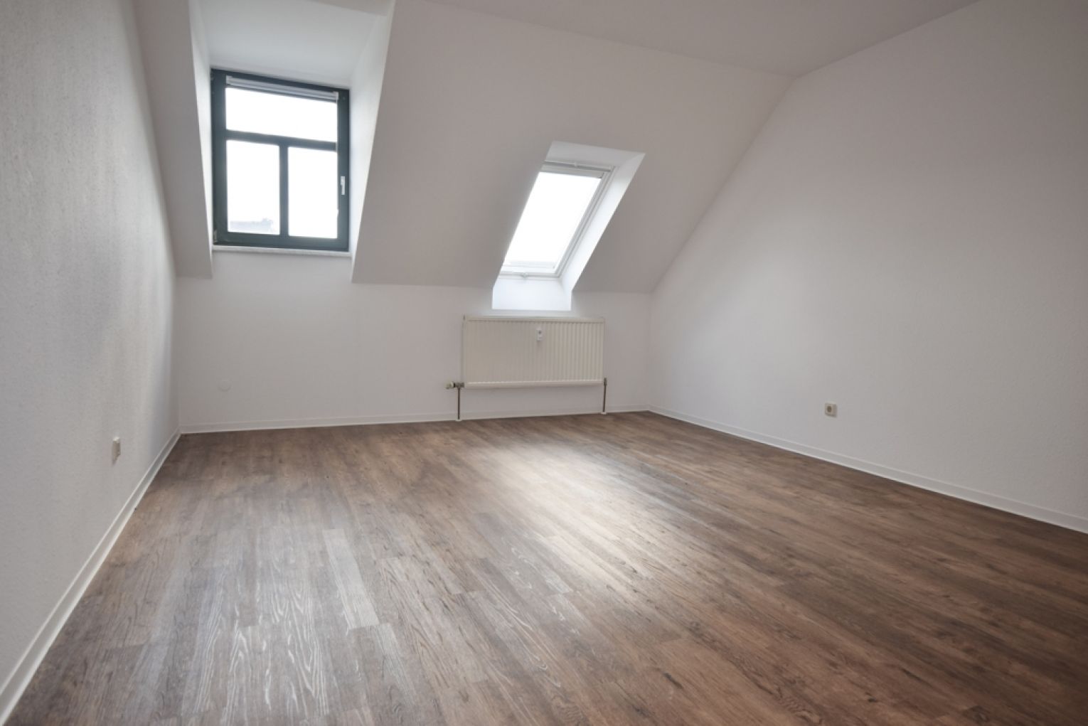 3 Zimmer • Maisonette • Sonnenbalkon • UNI-Nähe • TOP-Grundriss • nicht lang Warten!