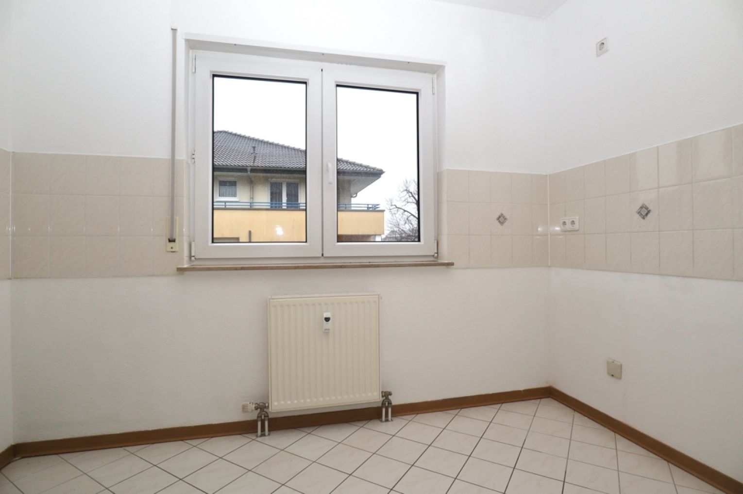 Borna-Heinersdorf • 2-Raum Wohnung • mit Loggia
• Tiefgarage • schnell eine Besichtigung vereinbaren