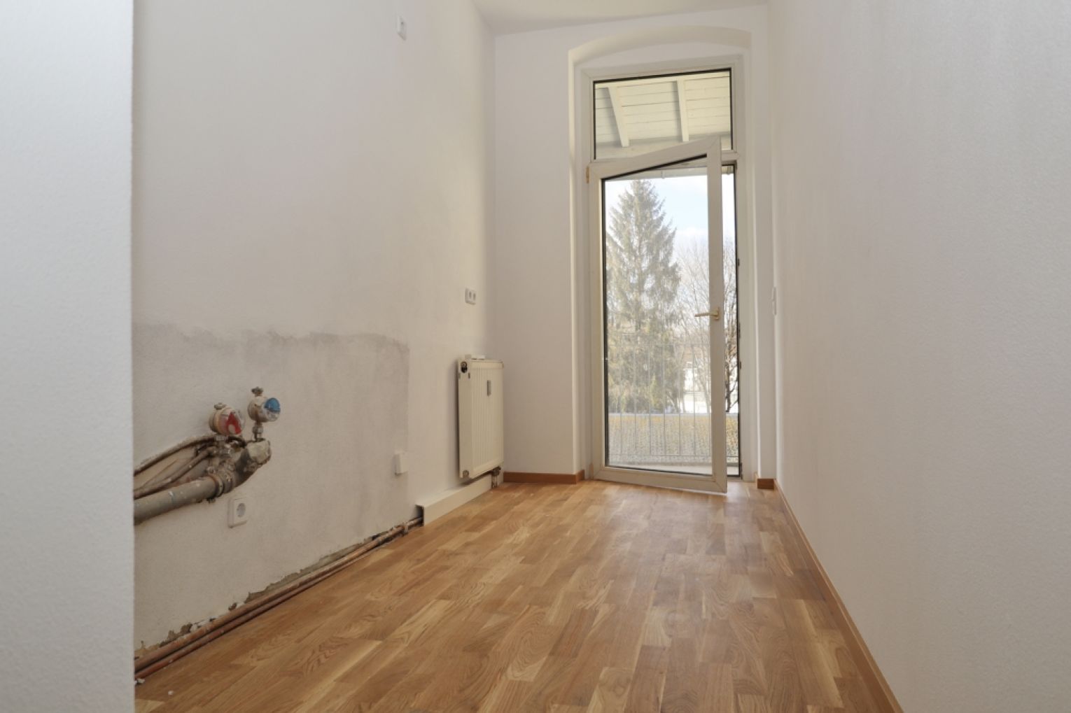 Altchemnitz • saniert • modern • 3-Raum Wohnung • Balkon • Einbauküche • 3-Raum Wohnung • Mieten !