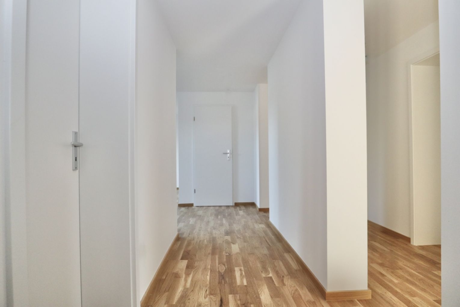 3-Raum Wohnung • Chemnitz • Fußbodenheizung • Erstbezug • Tageslichtbad • Balkon • mieten !!