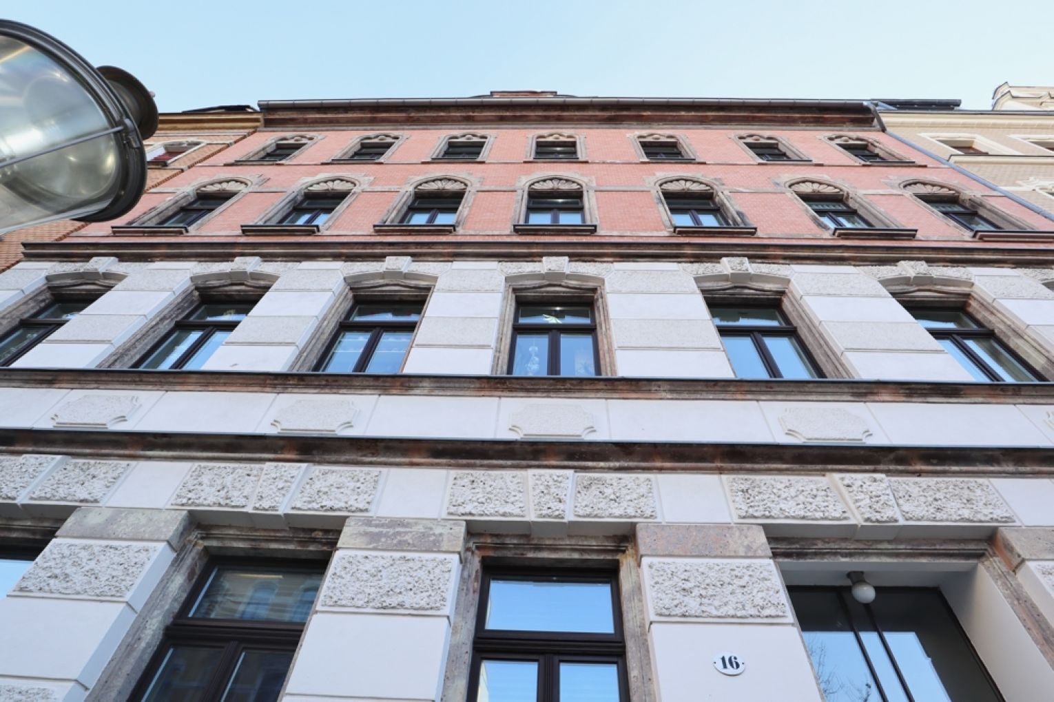 3-Raum Wohnung in Chemnitz • Parkett • Balkon • Wanne • Aufzug • Jugendstil • jetzt anrufen