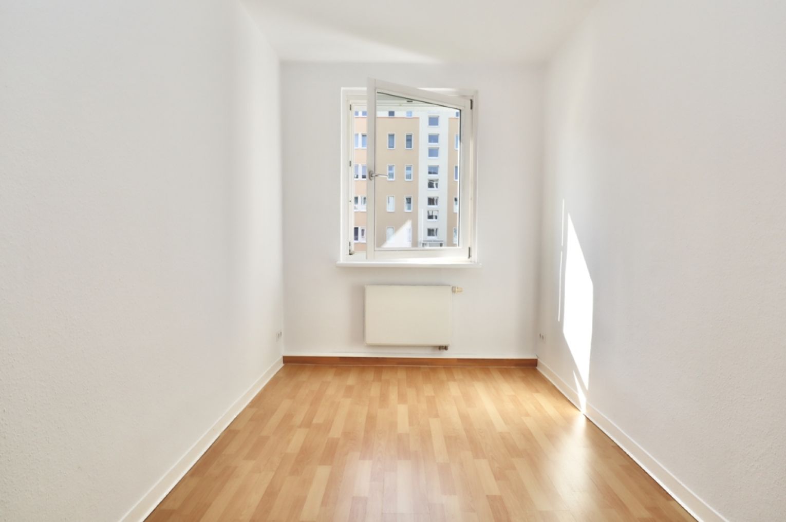 Chemnitz • Balkon • 3 Zimmer • Miete • Tageslichtbad • jetzt Termin vereinbaren!!