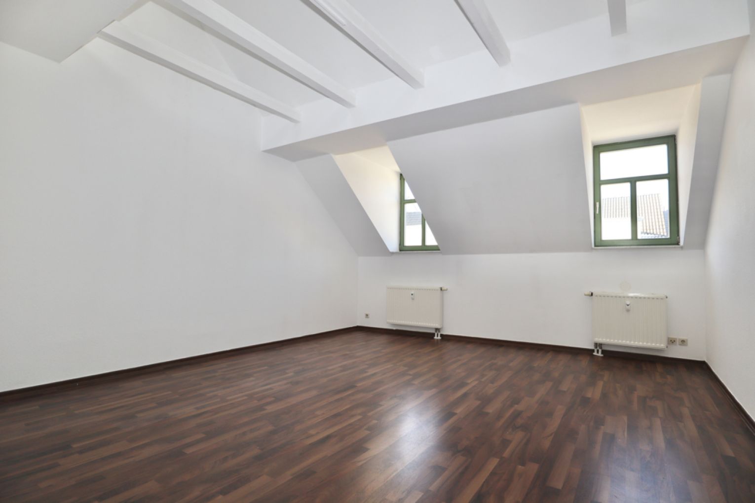 Maisonette • 4-Raum Wohnung • Dachgeschoss • in Chemnitz • Einbauküche • Balkon • schnell anrufen