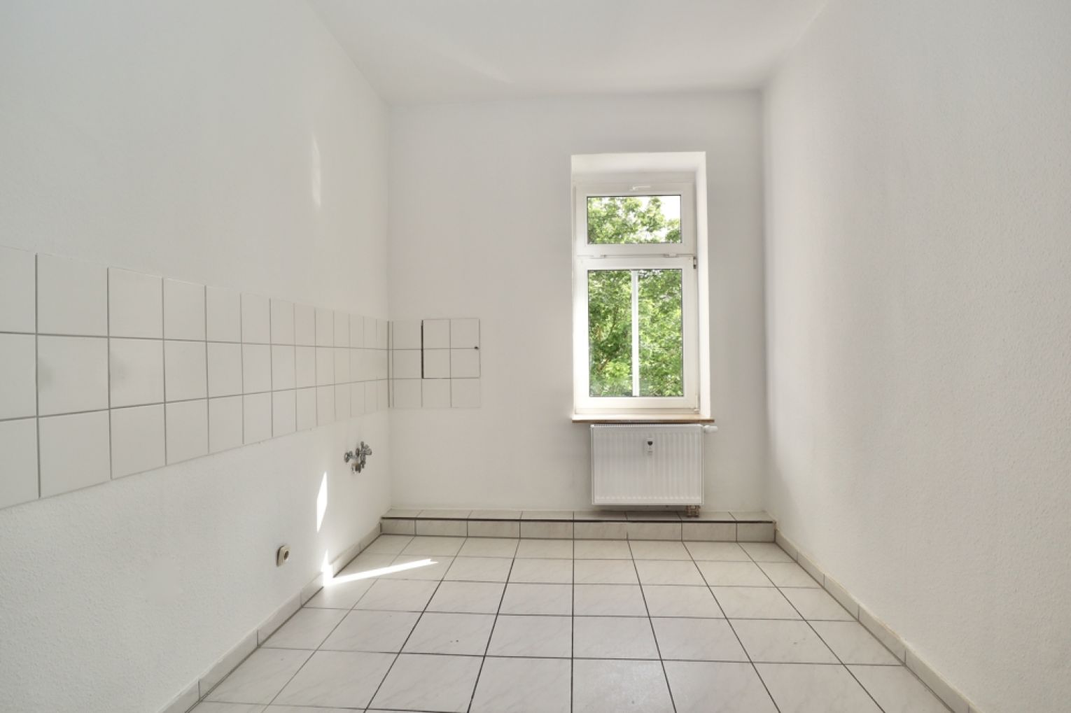 3-Raum Wohnung in Chemnitz  • Tageslichtbad • Wanne • neu saniert • Bernsdorf • jetzt mieten !