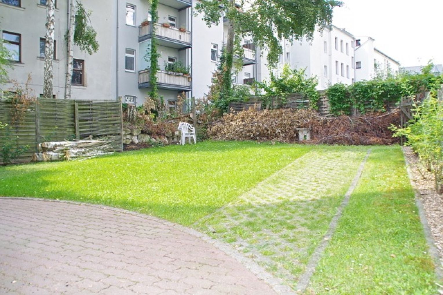 Schloß-Chemnitz • Laminat • Terrasse • 2 Zimmer •