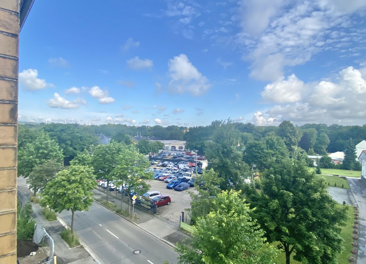 2 Büroräume • Altendorf • Gewerbe • Fabrikgebäude • modern • in • Stellplatz • zur Miete