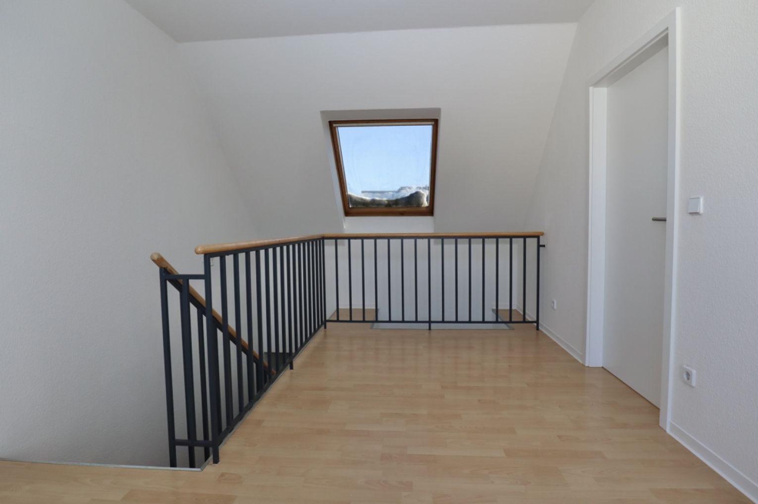 3-4-Raum Wohnung • Maisonette • Dachterrasse • Kaßberg • Dachgeschoss • Balkon • modernes Wohnen