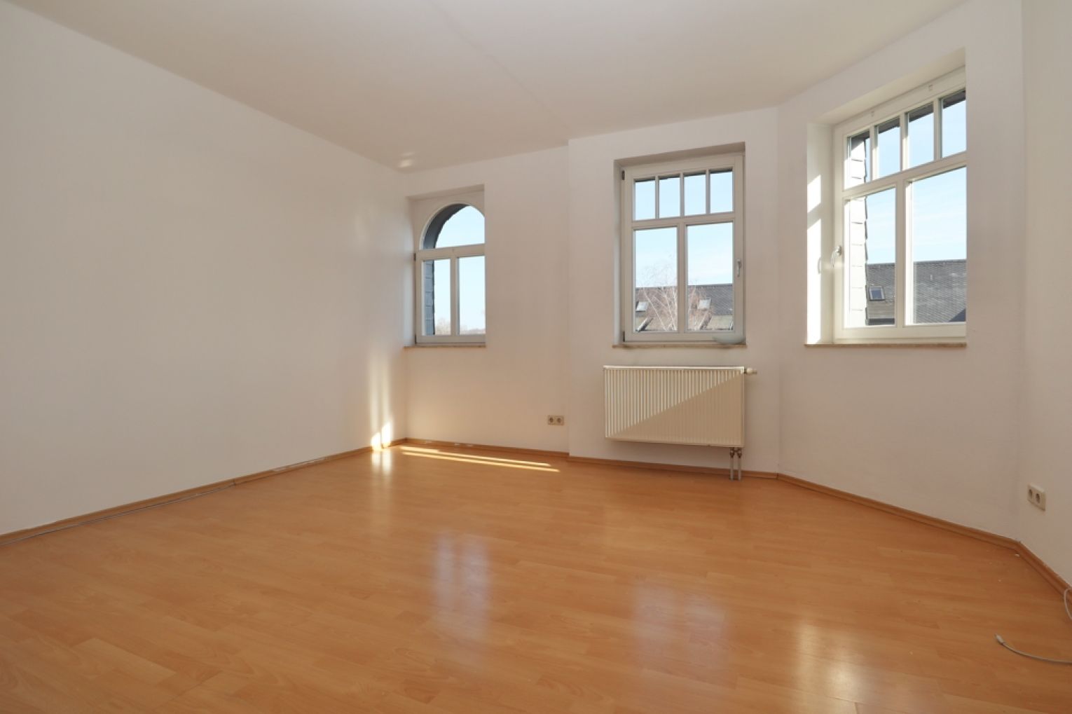 3-Raum Wohnung • Küche •  Maisonette • Schloßchemnitz • im Dachgeschoss • 2 Bäder • jetzt mieten