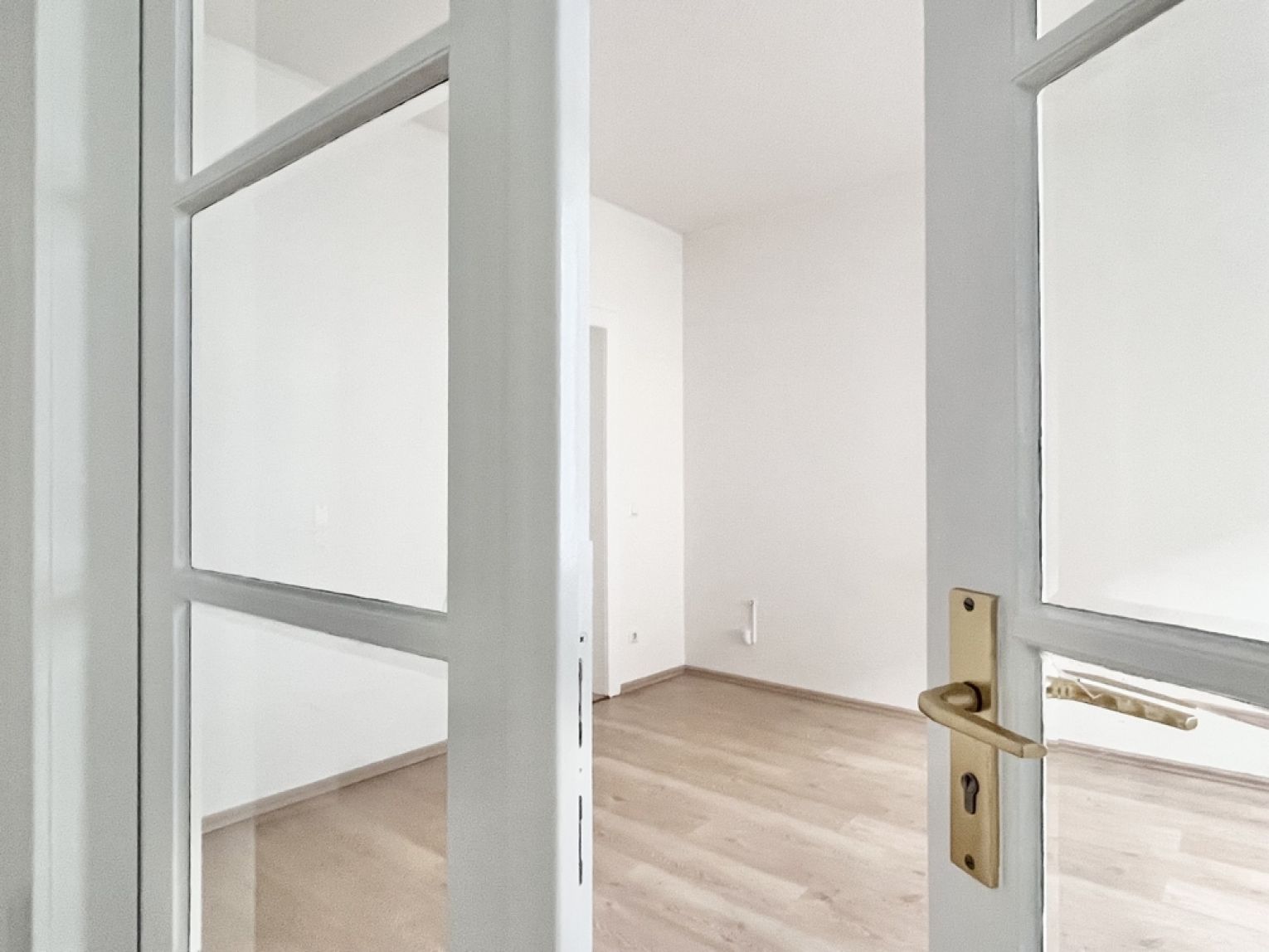 3-Raum Wohnung • Laminat • Stellplatz • Kaßberg • Balkon • Tageslichtbad • Chemnitz • jetzt anrufen!