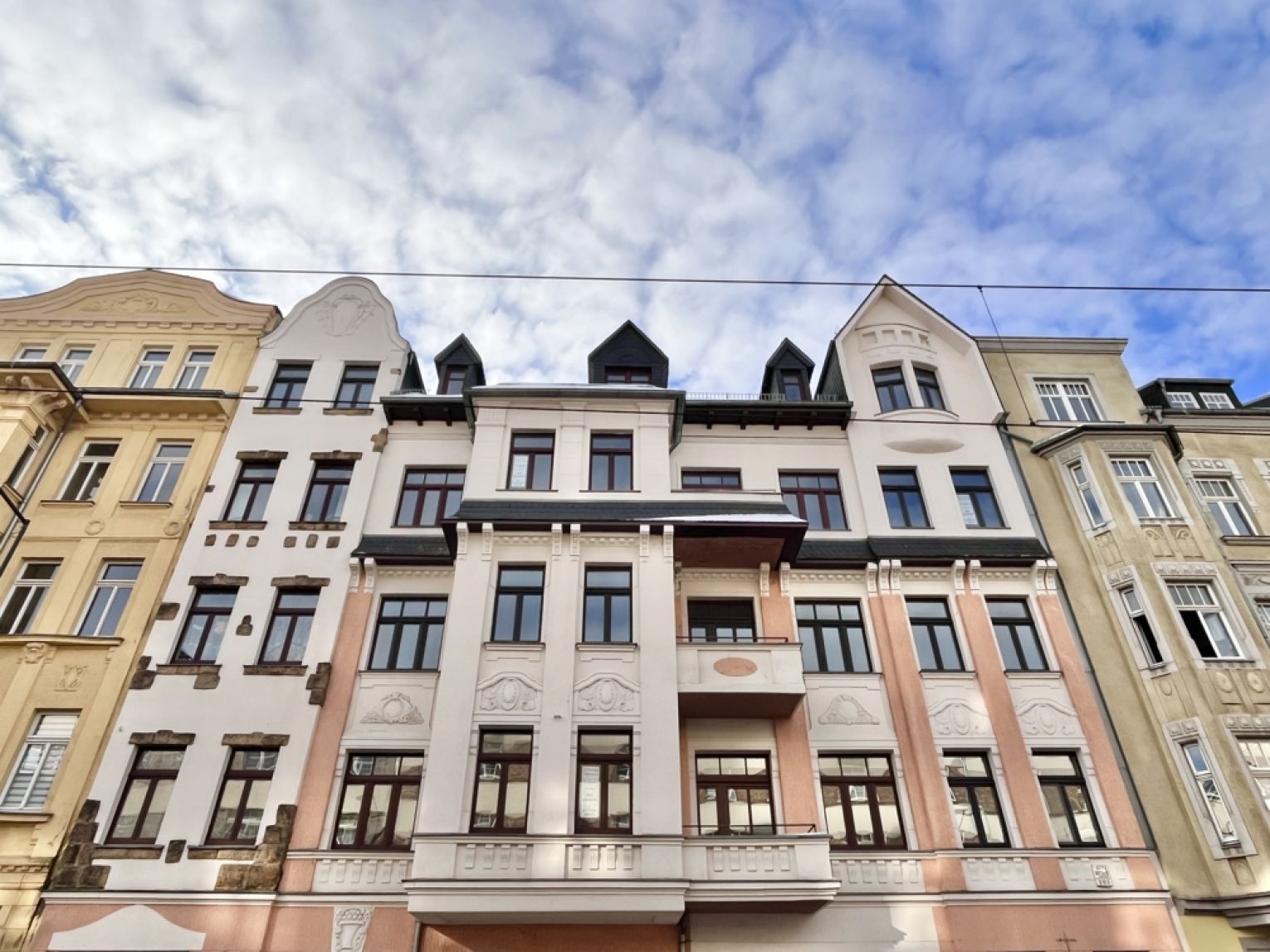 Balkon • UNInah • 3-Raum Wohnung • Bernsdorf • in Chemnitz • NEUER Boden • jetzt Besichtigen