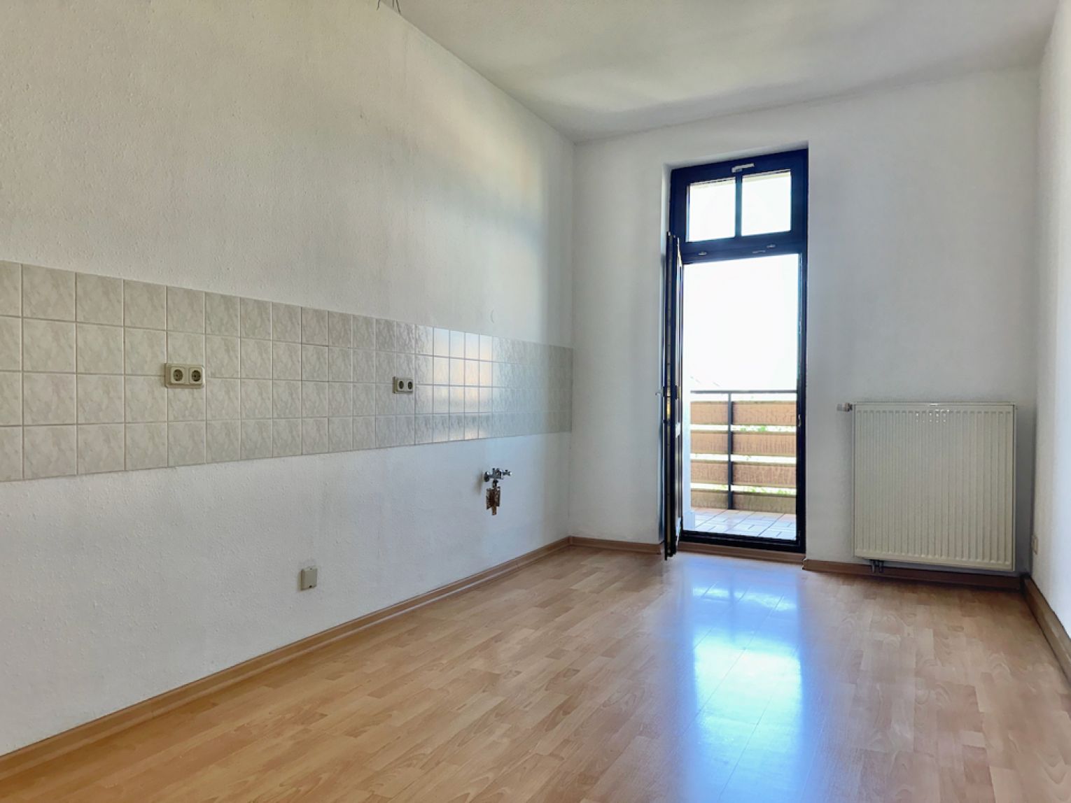 2 Zimmer • im Zentrum • Chemnitz • zur Miete • mit Balkon • Stellplatz • direkt anrufen!