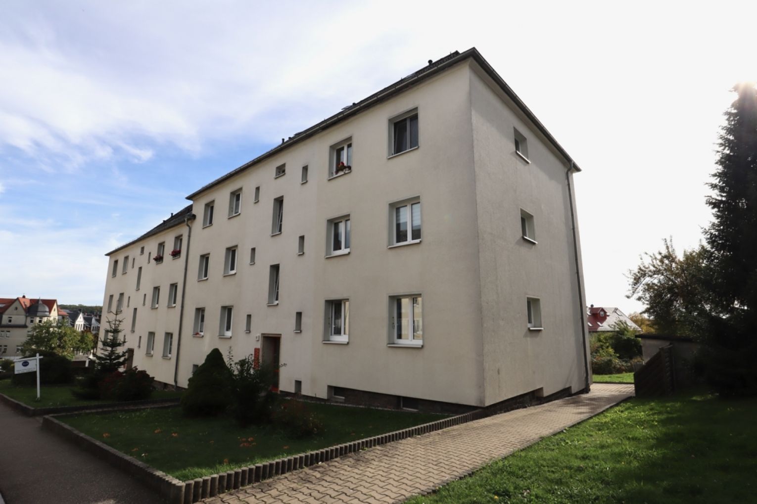 2-Raum Wohnung • Tageslichtbad • Chemnitz • Wanne & Dusche • neu saniert • Ebersdorf • jetzt anrufen