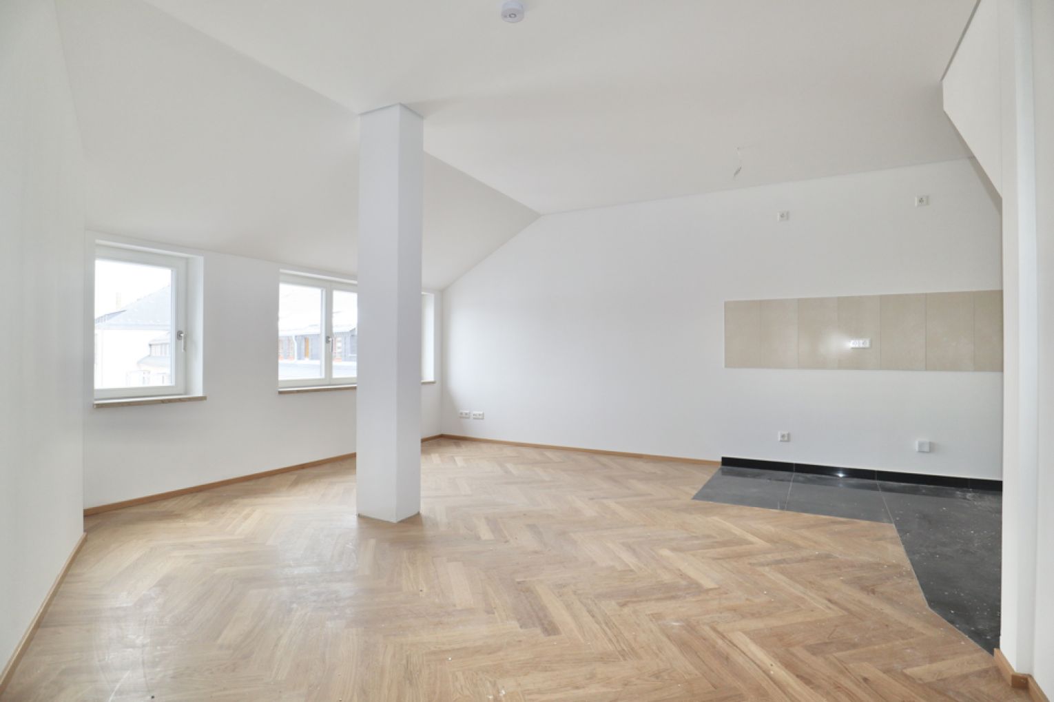 Erstbezug • in Chemnitz • 3-Raum Wohnung • Dachgeschoss • Balkon • modern • Tageslichtbad • ruf an