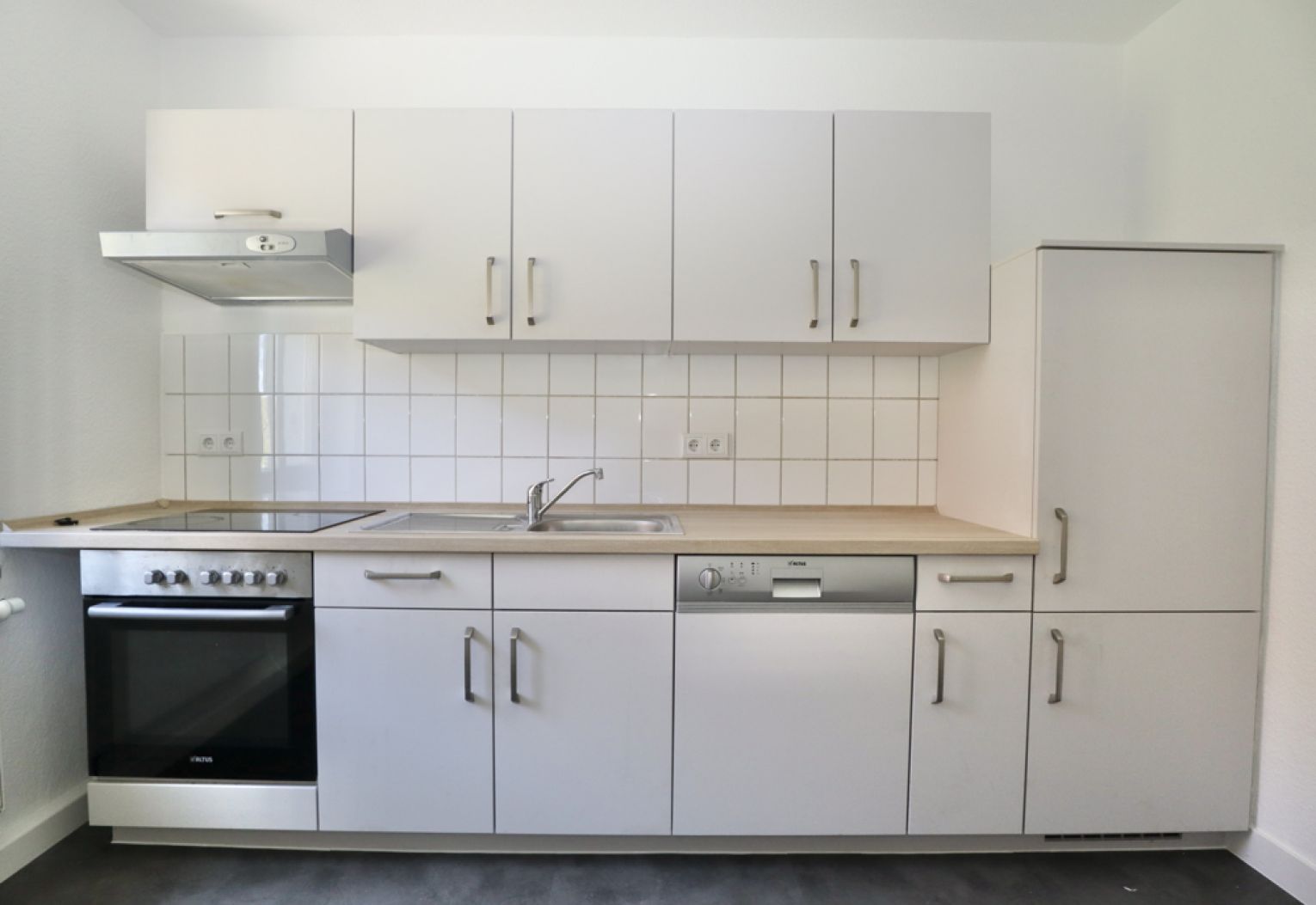 3-Raum Wohnung • neu saniert • Lutherviertel • Gutschein • Balkon • Tageslichtbad • mieten