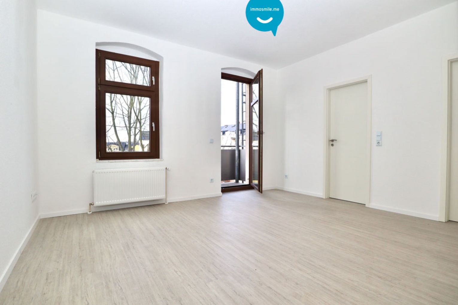 Mietwohnung • 2 Raumwohnung • mit Balkon • NEUES Laminat • Schloßchemnitz • jetzt Termin vereinbaren