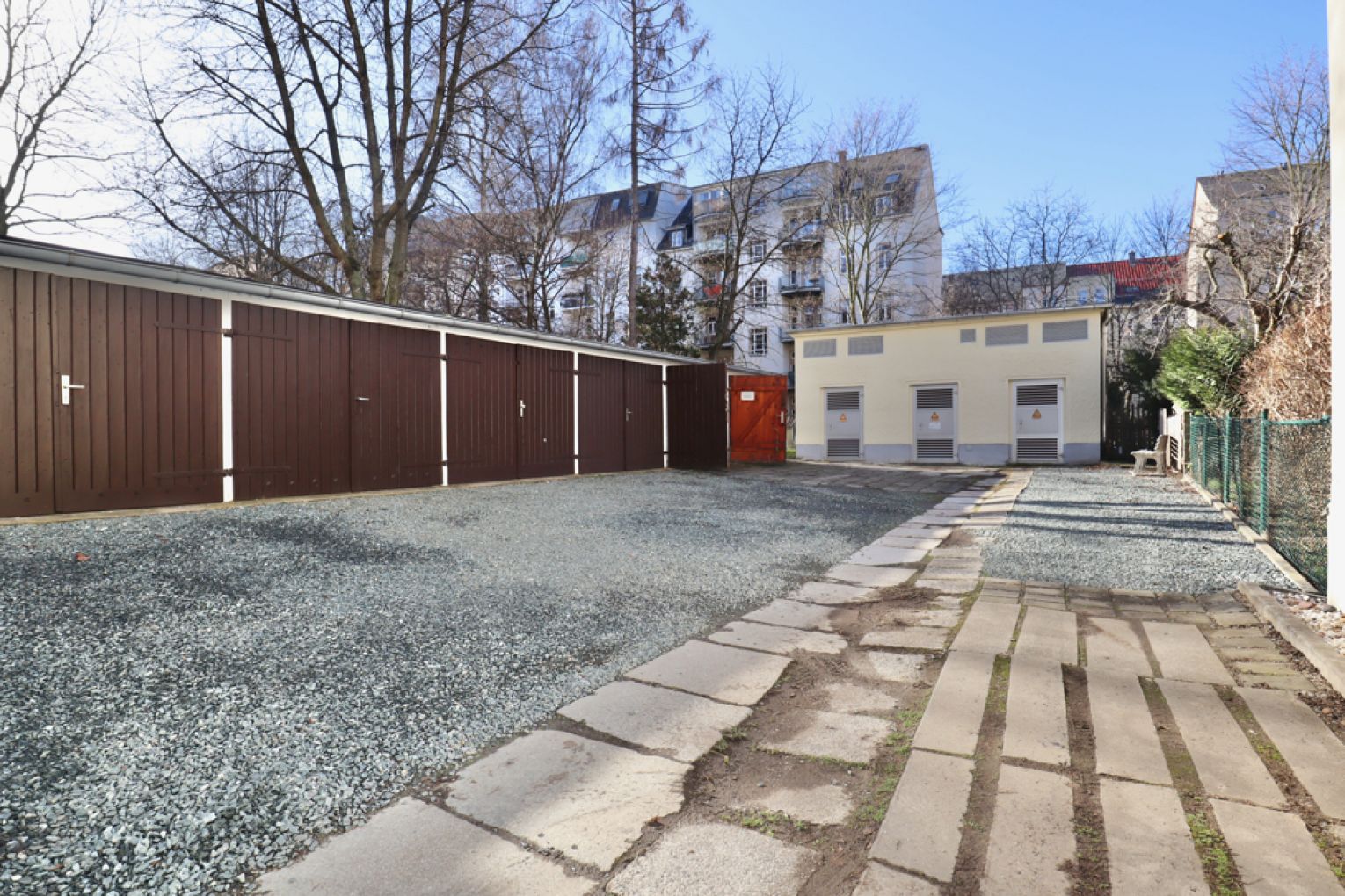 Garage • zur Miete • in Chemnitz • auf dem Kaßberg • schnell sein 