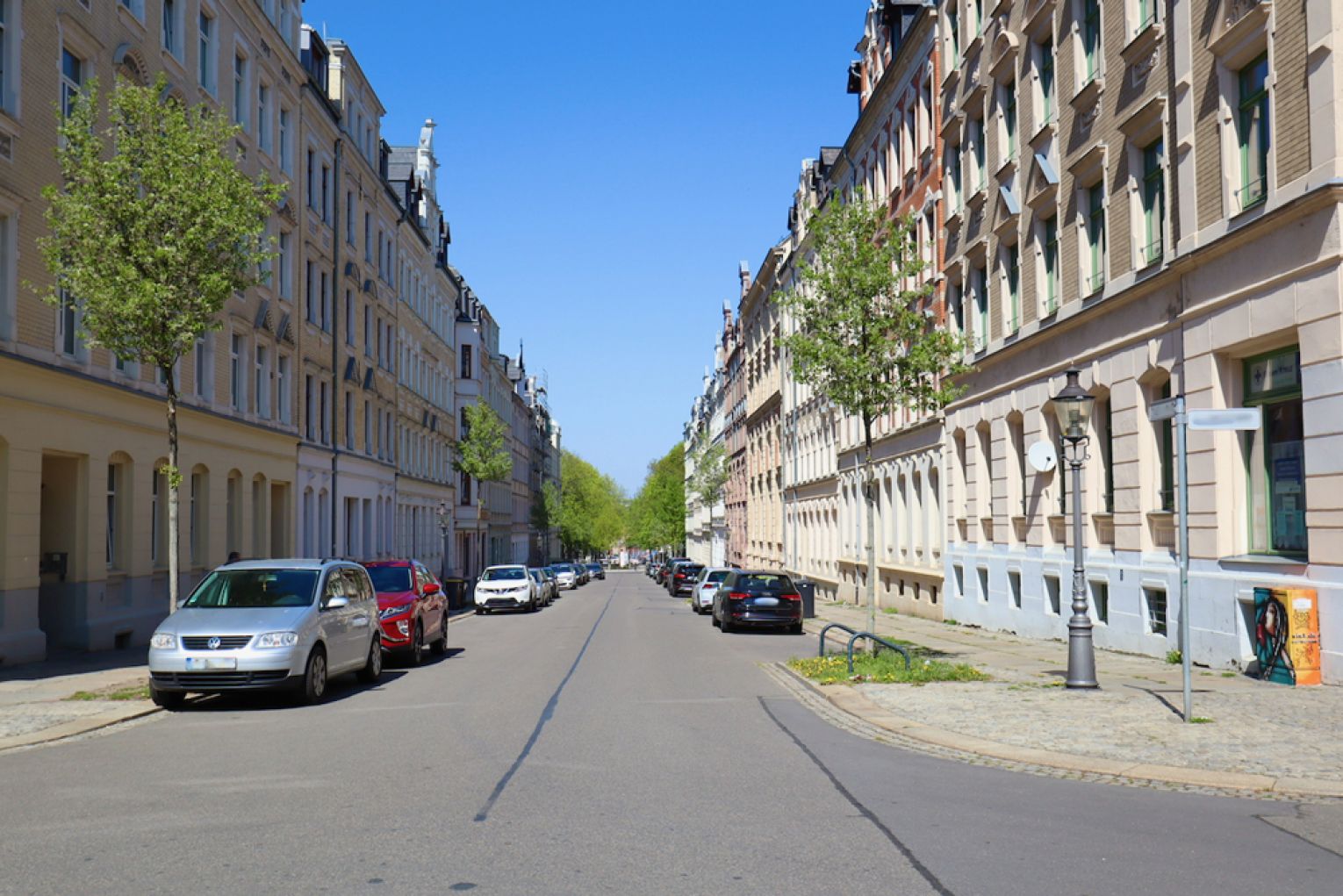 Sonnenbalkon • 4 Zimmer • Chemnitz • Fussbodenheizung • Einbauküche • Tageslichtbad • Wanne & Dusche