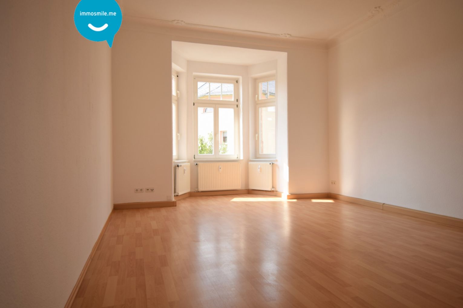 3 Zimmer • optionale Einbauküche • Wanne • Tageslichtbad • Balkon • Stellplatz • zentrumsnahe Lage