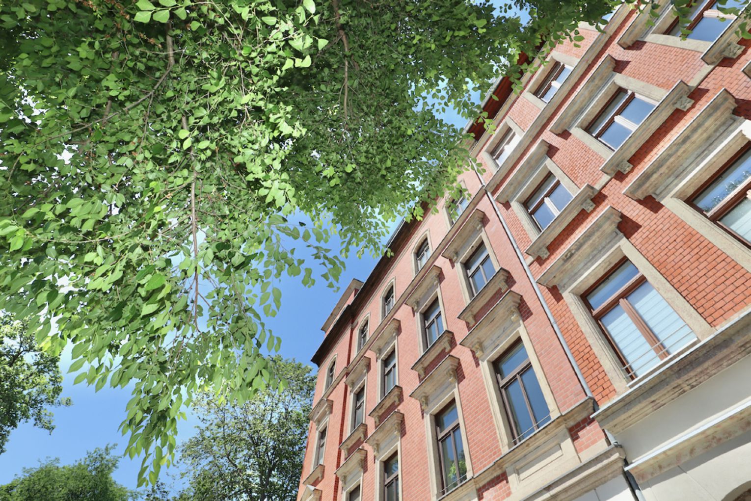 Schloßchemnitz • 2-Zimmer • mit Balkon • vermietet • Aufzug • jetzt sicher anlegen