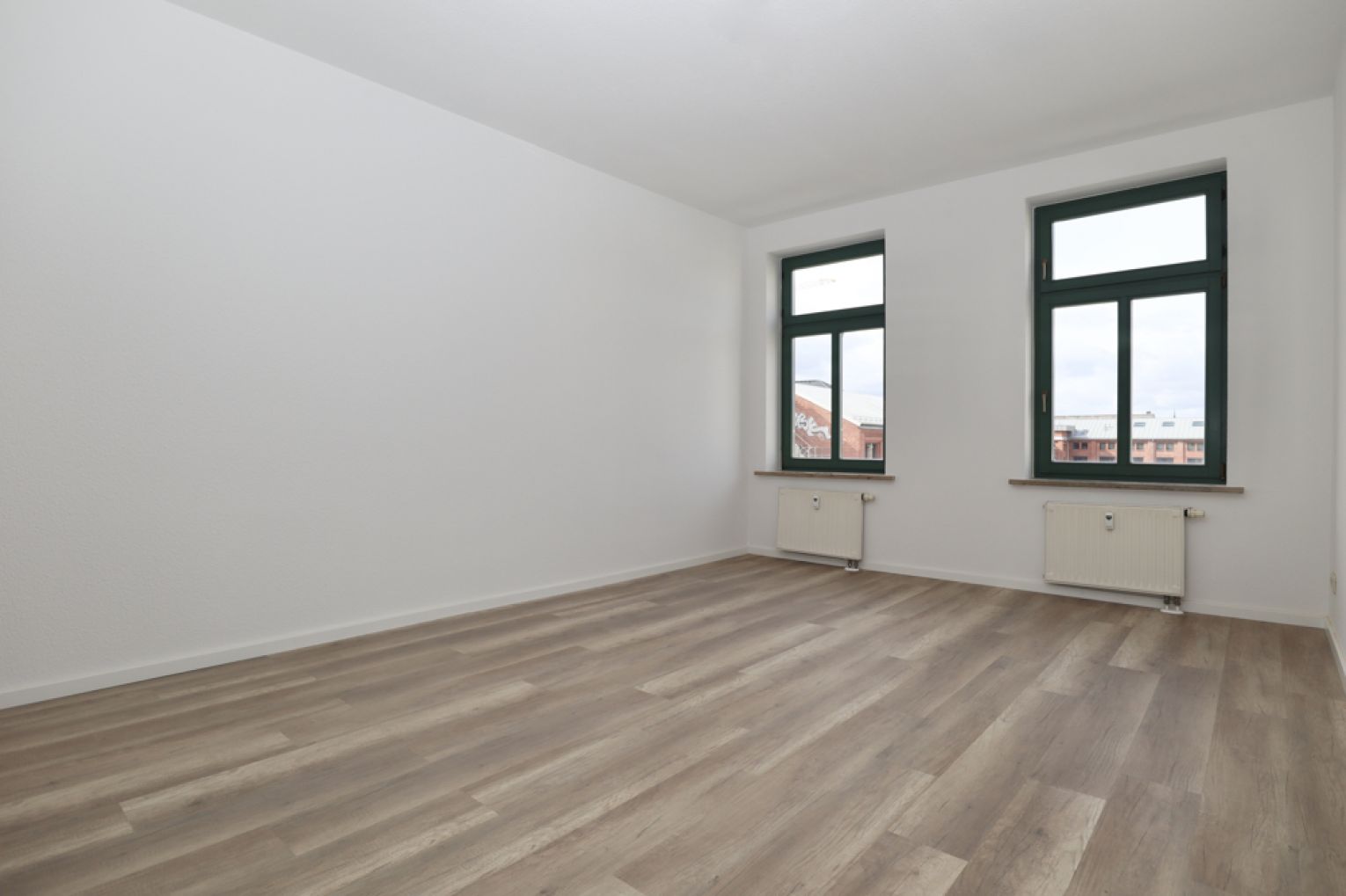 3 Zimmer • zur Miete • auf dem Sonnenberg • in Chemnitz • mit Balkon • und Küche • jetzt anrufen 