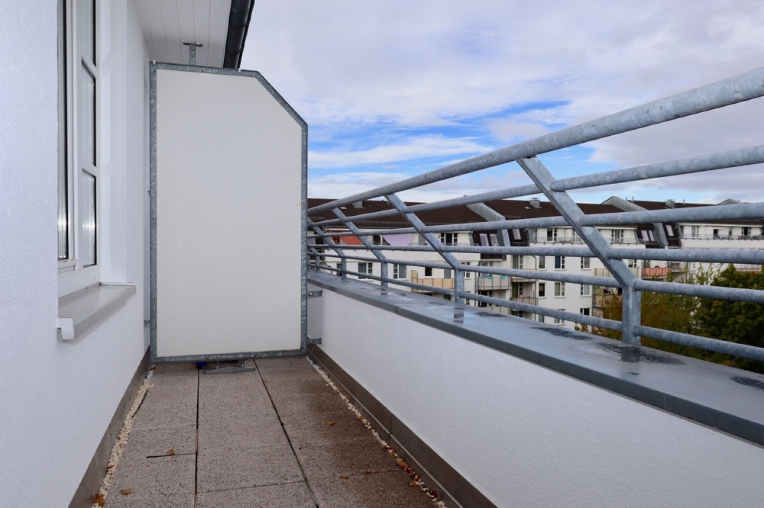 2-Zimmer • ruhige Lage • Aufzug • Balkon • TG-Stellplatz • Schloßchemnitz • bald wieder frei!