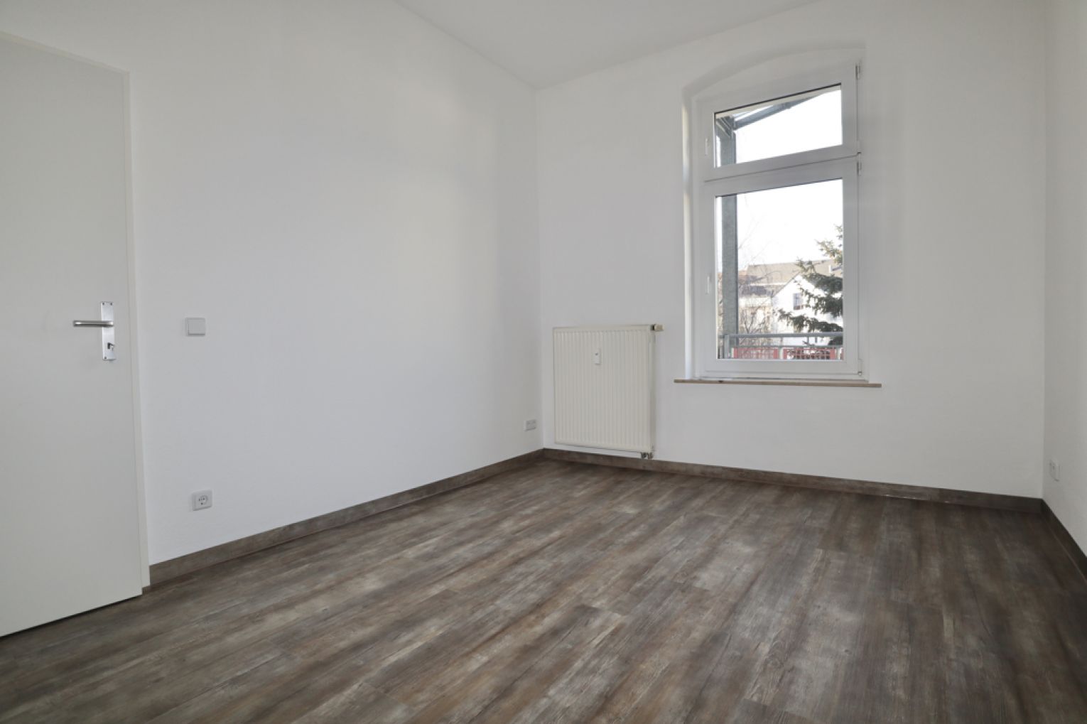 2-Raum Wohnung • in Chemnitz • Balkon • auf dem Kaßberg • Parkettboden • jetzt anrufen