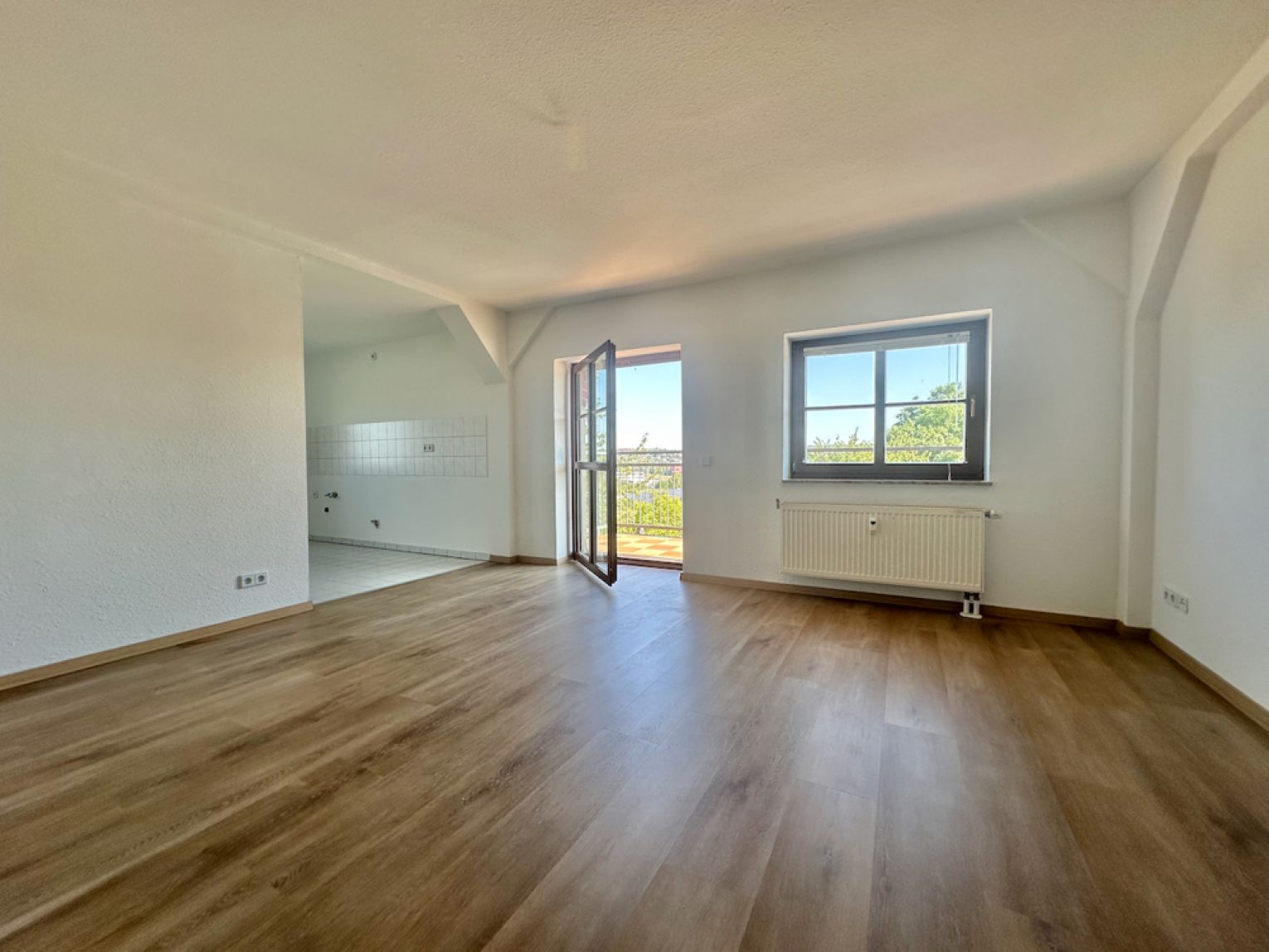 2-Zimmer • mit offener Küche • Balkon • Aufzug • barrierefrei • in Hilbersdorf • jetzt mieten