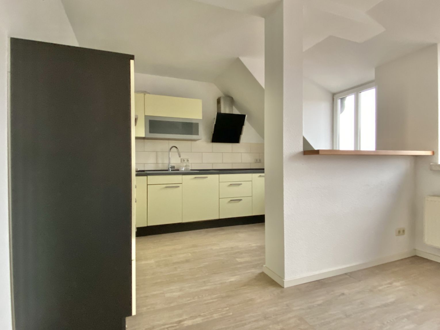 Eigentumswohnung • 4 Zimmer • mit Balkon • Eigennutzung oder Kapitalanlage • in Chemnitz