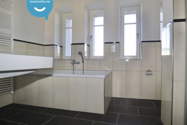 zur Miete • in Chemnitz • 4-Raum-Wohnung • mit Stellplatz • Balkon • Fußbodenheizung • modern