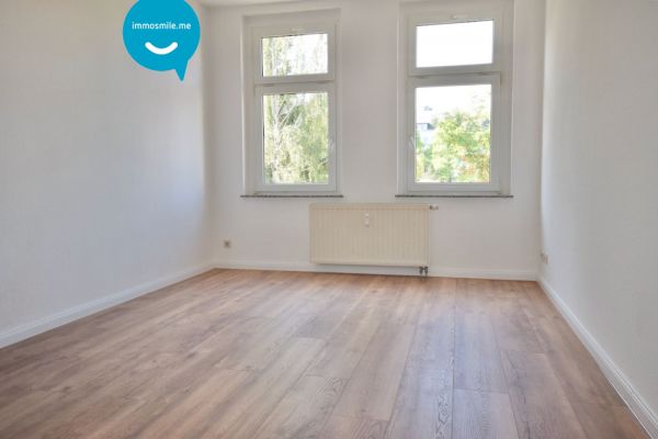 3-Zimmer • zur Miete • in Chemnitz • Balkon • ruhige Lage • Einbauküche • modernes Laminat • Termin