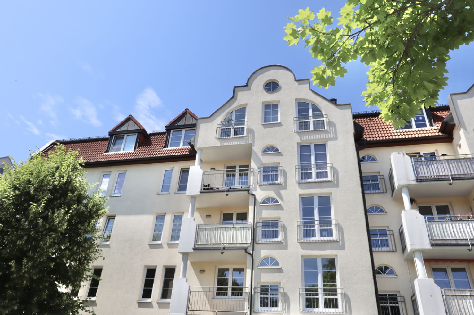 Altendorf • Stellplatz • 2-Zimmer Wohnung • Chemnitz • Balkon • Aufzug • zur Miete • jetzt anrufen