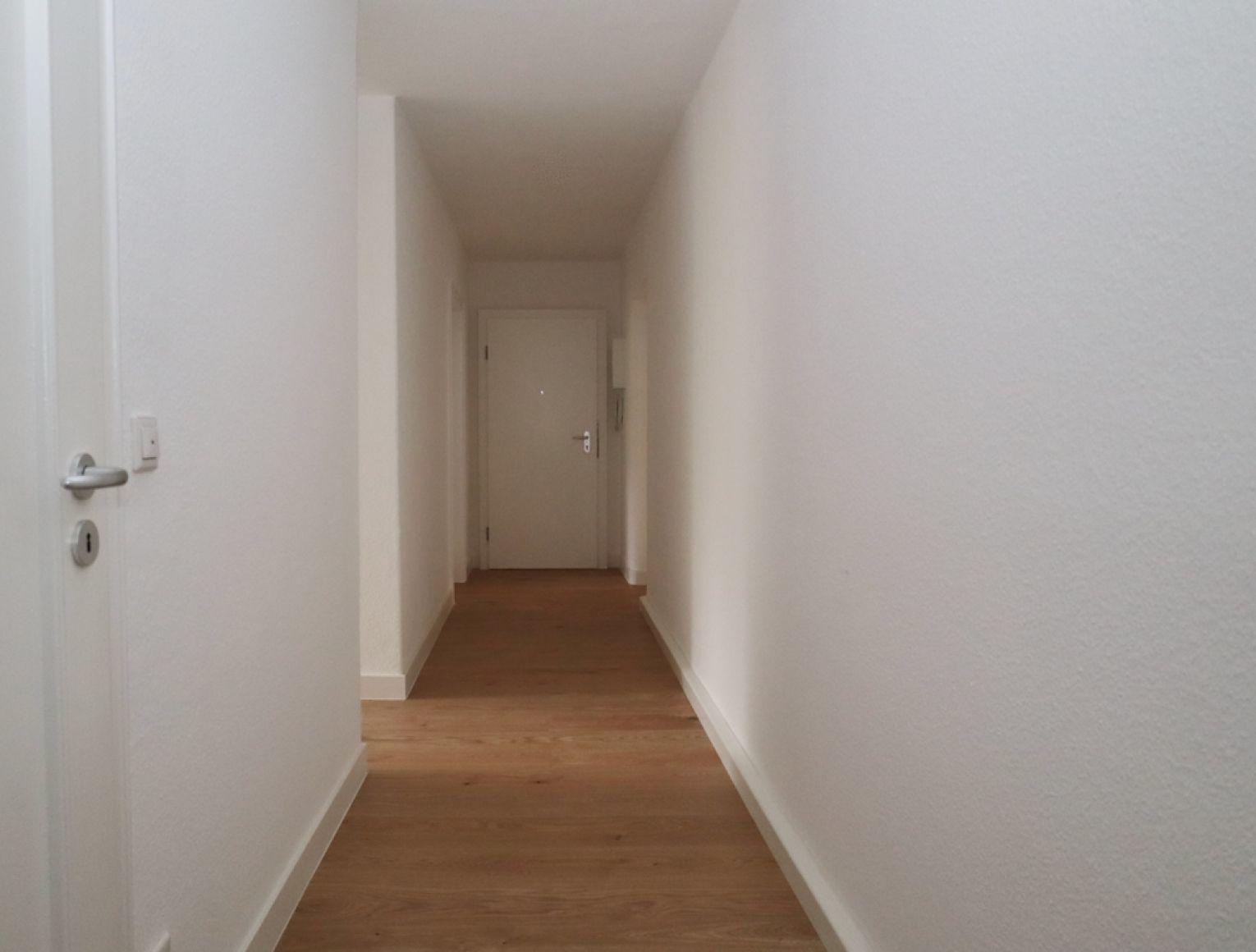 neu saniert • 2-Raum Wohnung • Tageslichtbad • Wanne • Lutherviertel • Einbauküche • jetzt anrufen